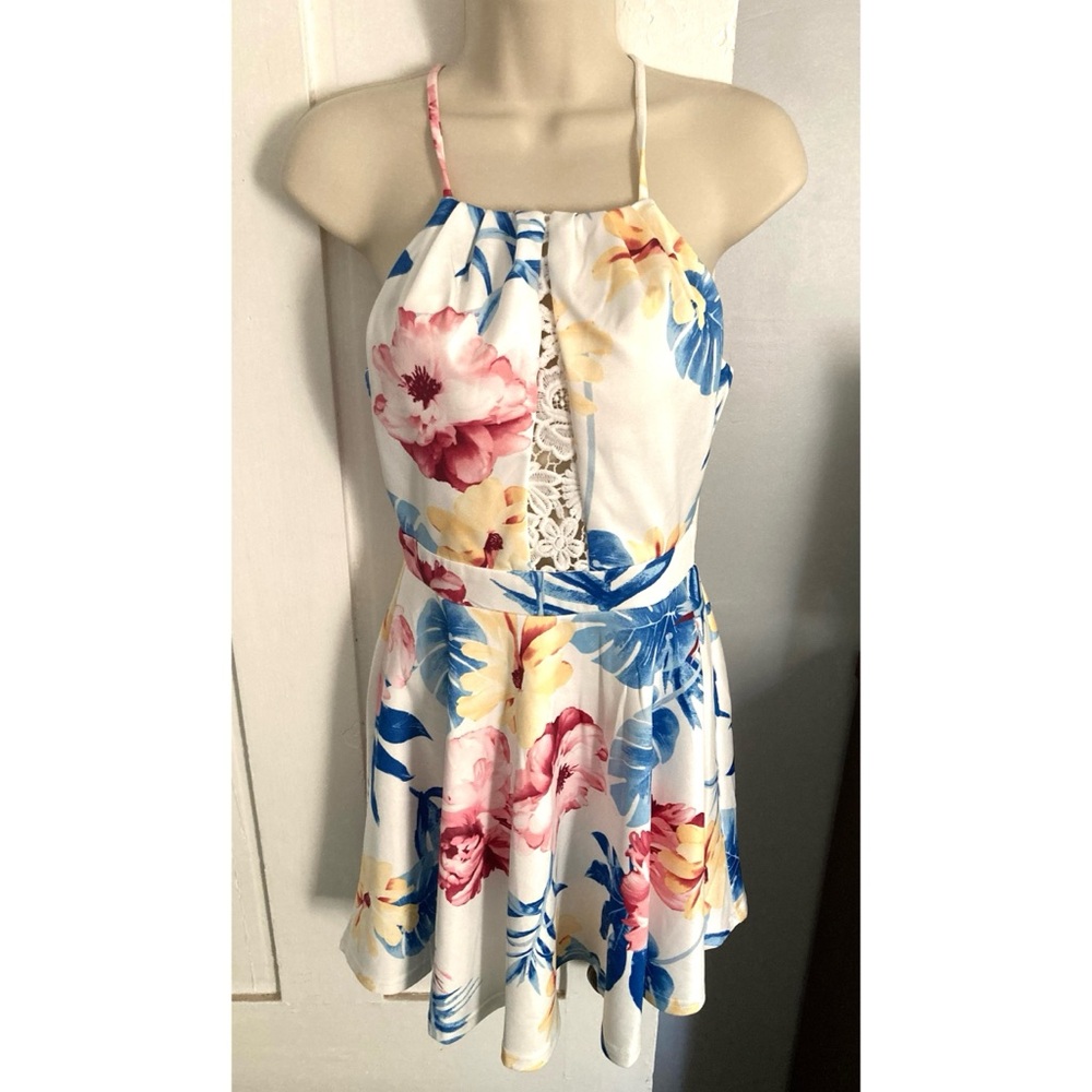 TRAC Floral Halter Sundress White Lace Detail Size Small